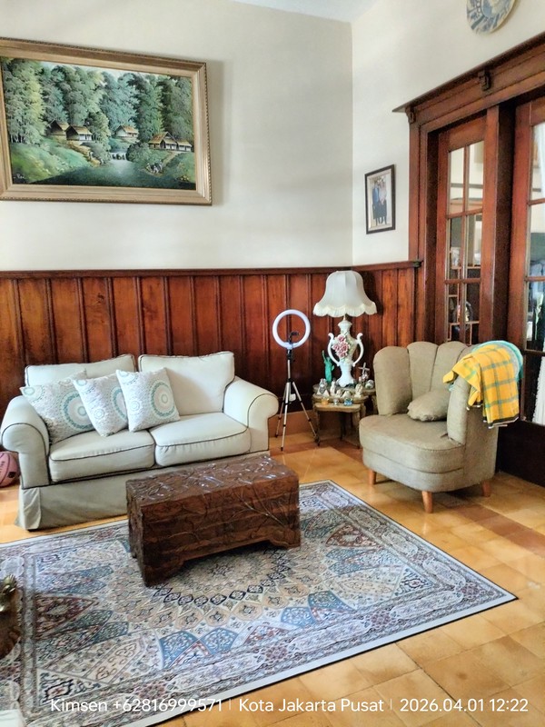 Legacy & Elegance: Miliki Kediaman Mewah di Jalan Surabaya, Menteng