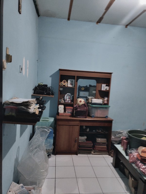 Kesempatan Langka! Tanah Hitung Harga Murah di Taman Meruya Ilir - Siap Bangun!