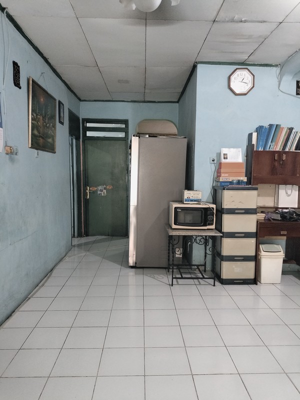 Kesempatan Langka! Tanah Hitung Harga Murah di Taman Meruya Ilir - Siap Bangun!