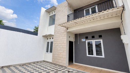 Rumah Tinggal 2 Lantai Kebon Baru,Tebet Jakarta Selatan - Akses Mobil, Lokasi Strategis, Siap Huni