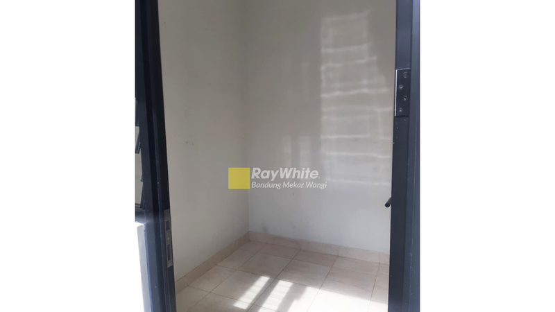 Rumah Elora Standard Cluster Emily Summarecon bandung