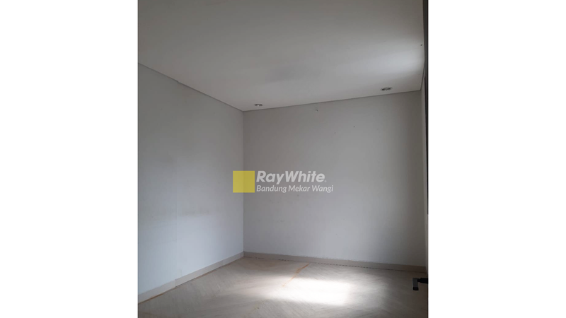 Rumah Elora Standard Cluster Emily Summarecon bandung