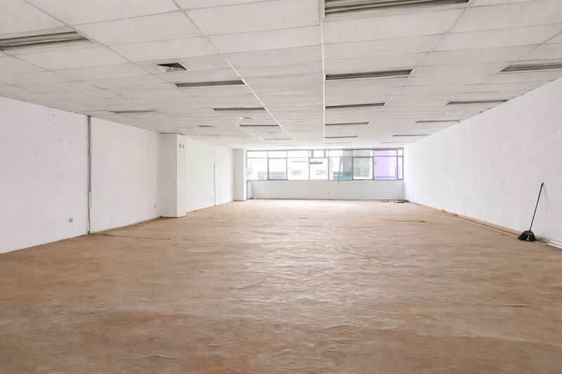 Gedung Kantor Strategis Menteng - 5 Lantai, Lift, Cocok Investasi & Perusahaan