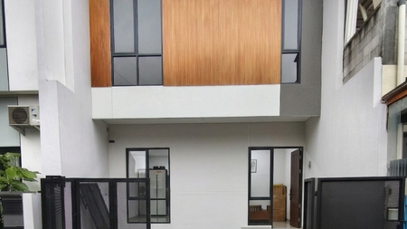 Rumah nyaman di Nusa LOka BSD City Siap Huni dan Lokasi Strategis