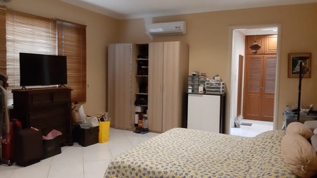 Rumah Di Jakarta Selatan LT 867 m² Harga 9,5 M - Rumah Luas & Strategis Cocok untuk Hunian atau Investasi