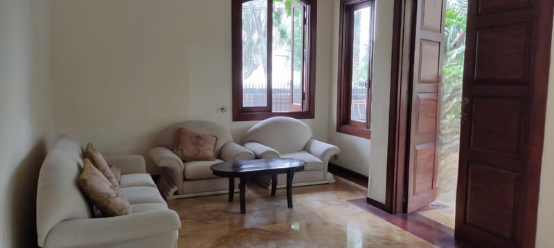 Dijual Rumah Di Lingkungan Excecutive Di Patra Kuningan, Komplek Menteri Rasuna Said