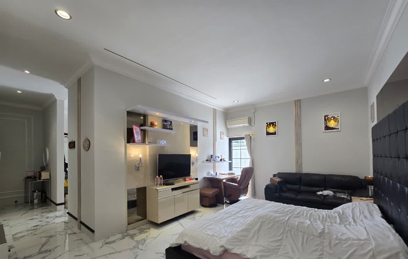 Rumah geger kalong, baru,mewah, bagus dan murah , Bandung