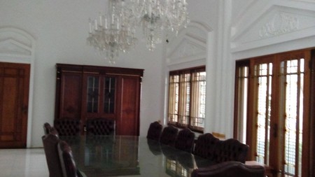 Rumah mewah pusat kota surabaya jl embong ploso cocok untuk kantor klinik kecantikan