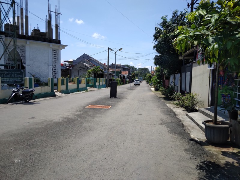 KAVING LUAS DEKAT MASJID DI BUKIT CILEUNGSI INDAH KLAPA NUNGGAL HARGA NEGO