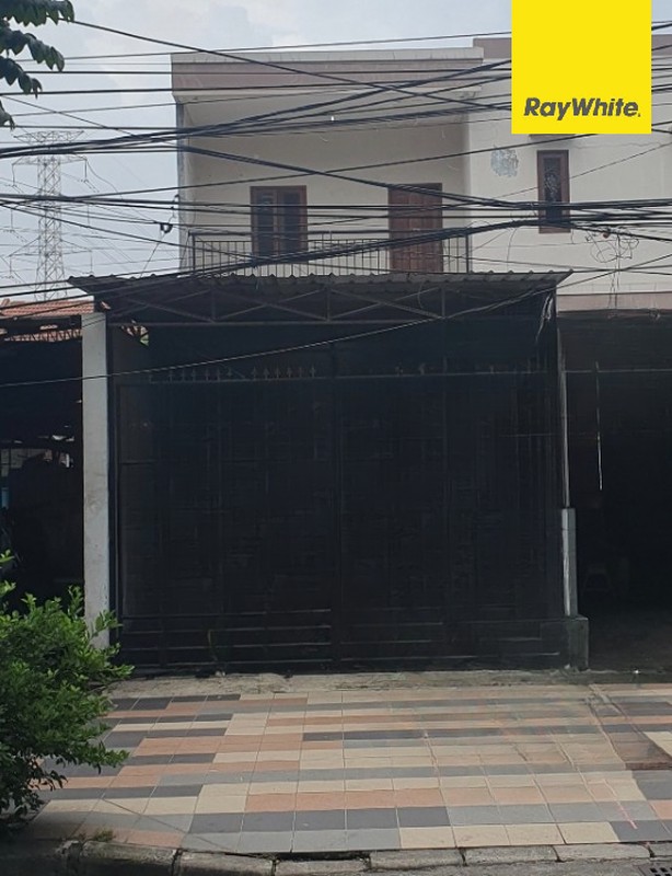 Disewakan Ruko 2 lantai di Jalan Raya Tenggilis Surabaya