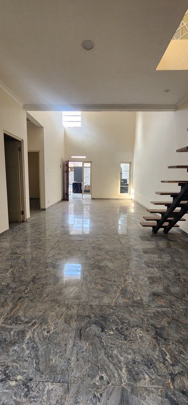 Disewakan Rumah Valencia Puri Surya Jaya