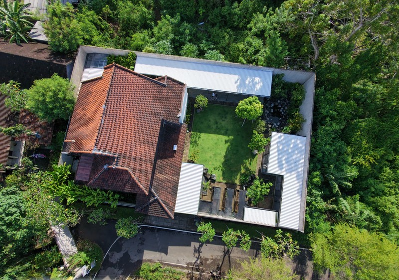 For Sale Peaceful House with Spacious Garden at Taman Mumbul, Nusa Dua