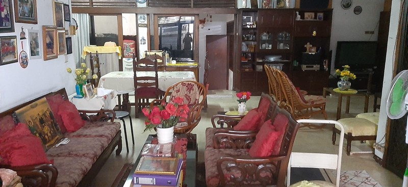 Rumah Lama dijual dengan Lokasi dan Tempat yang Nyaman