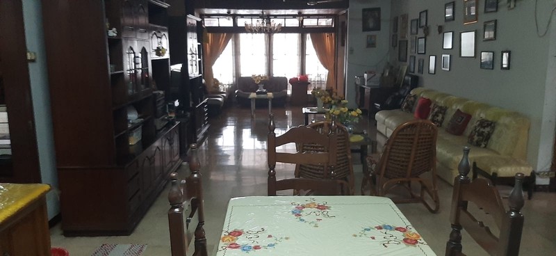 Rumah Lama dijual dengan Lokasi dan Tempat yang Nyaman