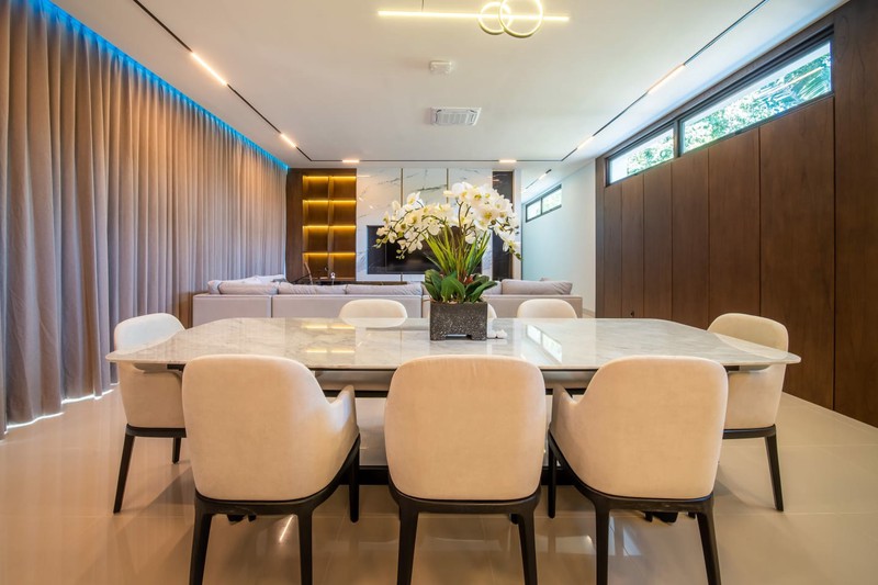 Exclusive Luxury Villa For Sale - 4 Bedroom Masterpiece in Ubud