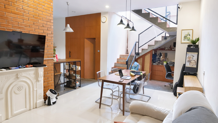 Rumah 2 Lantai di Panorama Bintaro Ciputat, Semi furnished Siap Huni