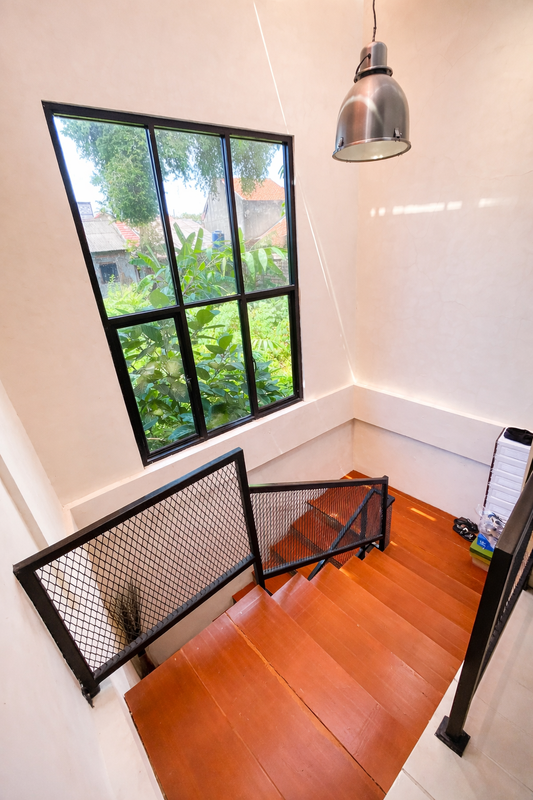 Rumah 2 Lantai di Panorama Bintaro Ciputat, Semi furnished Siap Huni