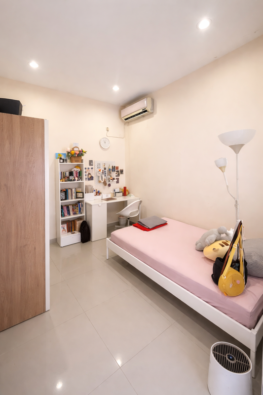 Rumah 2 Lantai di Panorama Bintaro Ciputat, Semi furnished Siap Huni