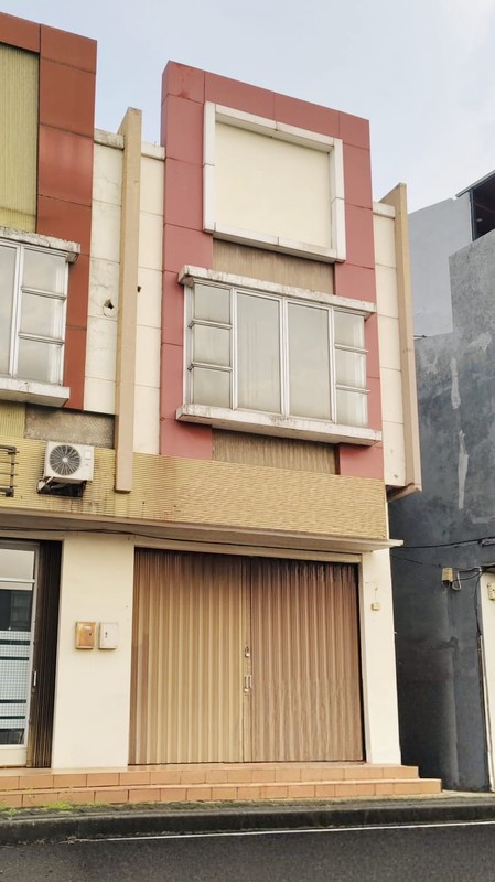 Ruko Grand Wisata Jalan Utama Celebration Tambun Selatan Bekasi