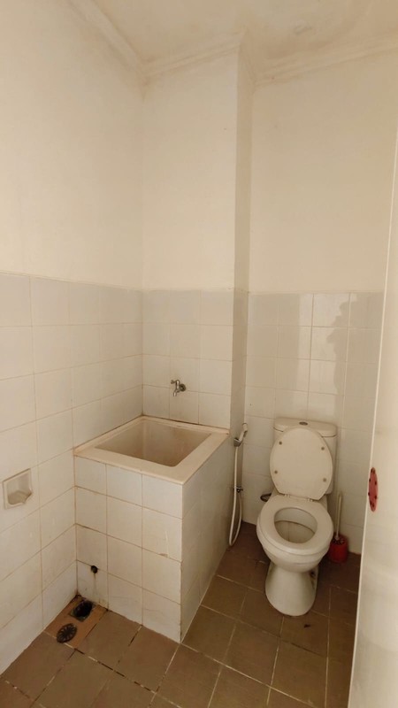 Ruko Grand Wisata Jalan Utama Celebration Tambun Selatan Bekasi