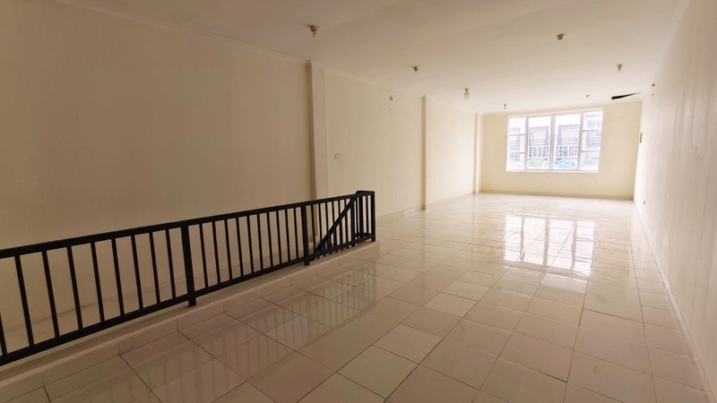 Ruko Grand Wisata Jalan Utama Celebration Tambun Selatan Bekasi