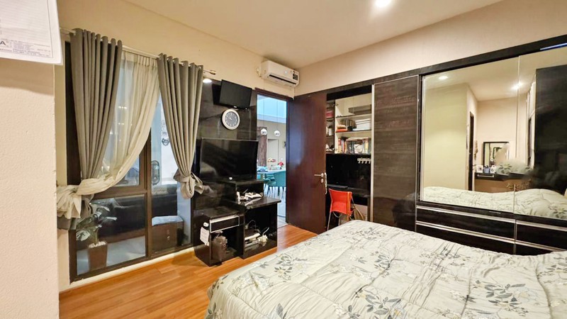 Rumah Full Furnished di The Eminent Cluster Prestigia BSD City