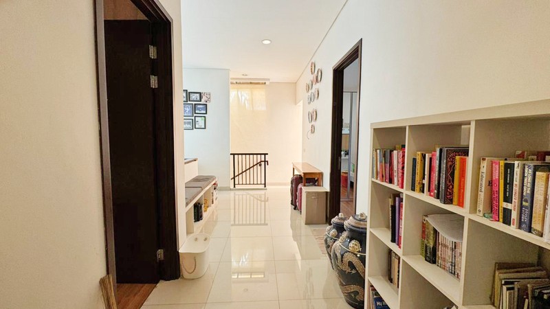 Rumah Full Furnished di The Eminent Cluster Prestigia BSD City