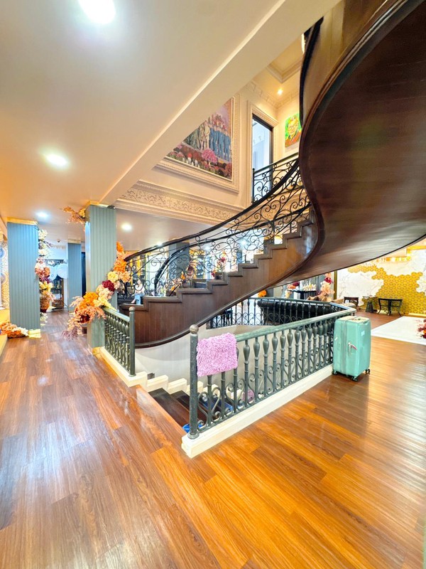 Istana Mewah Full Furnished - Kawasan Elite Cinere