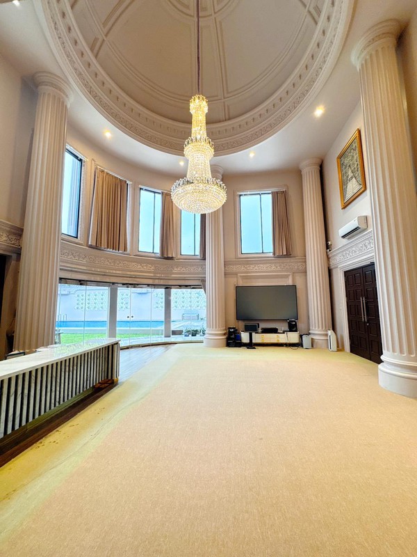 Istana Mewah Full Furnished - Kawasan Elite Cinere