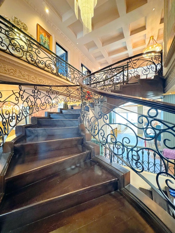 Istana Mewah Full Furnished - Kawasan Elite Cinere