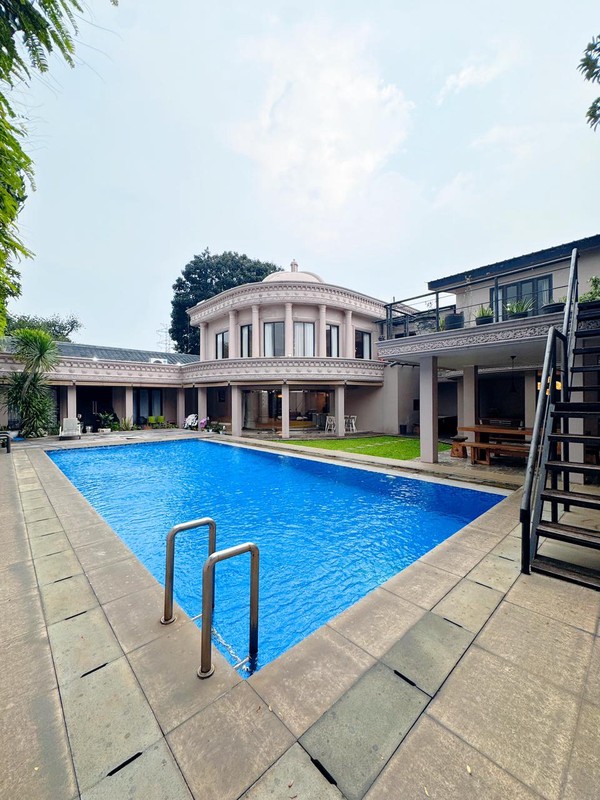 Istana Mewah Full Furnished - Kawasan Elite Cinere