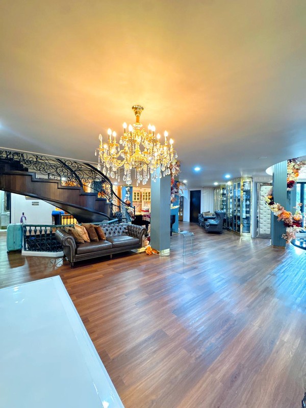 Istana Mewah Full Furnished - Kawasan Elite Cinere