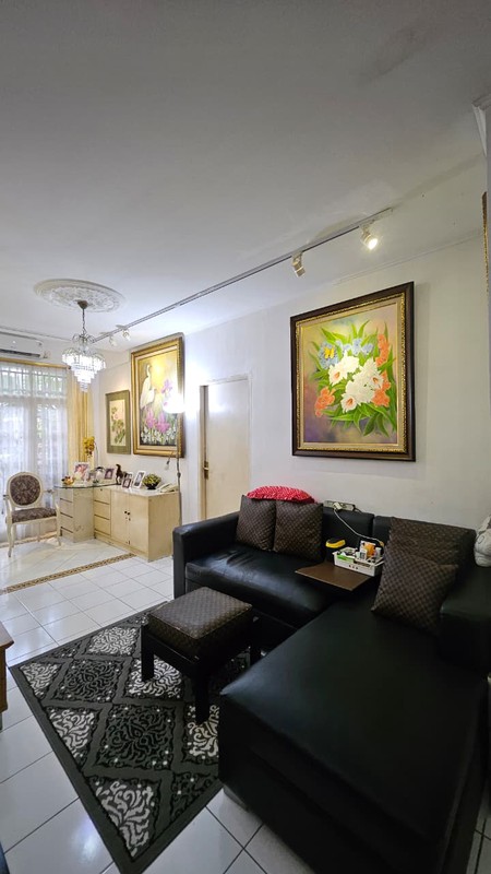 Rumah Bagus,nyaman,lokasi oke di Bintaro Jaya 5