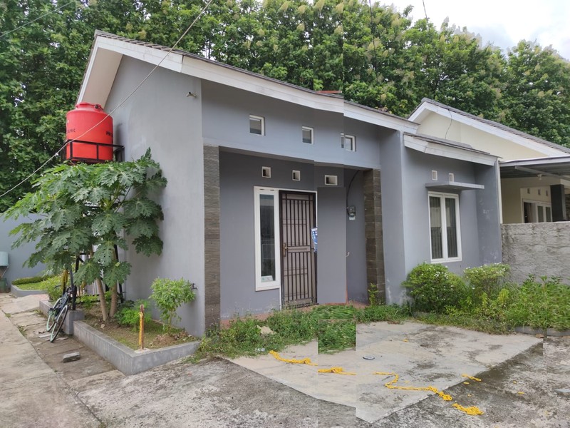 Rumah minimalis siap huni di pondok aren