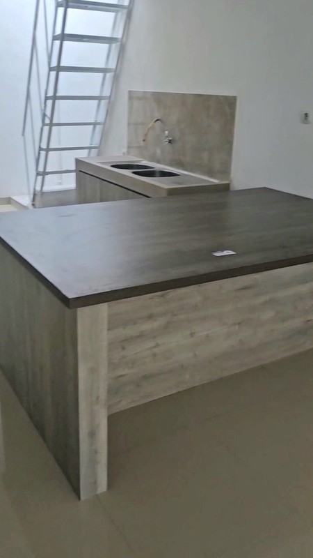 Rumah Sunter Indah sudah renovasi seluruhnya, 100% baru.