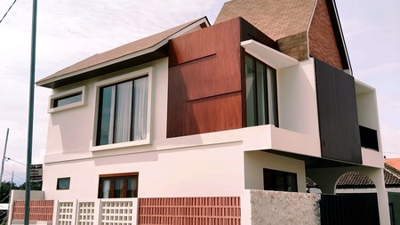 Freehold - Exclusive Villa for Sale in Kedungu - Bali with Rice Field & River View