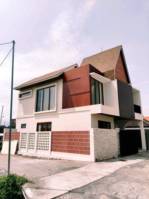 Freehold - Exclusive Villa for Sale in Kedungu - Bali with Rice Field & River View