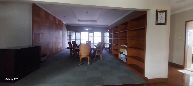 Rumah Mewah Bukit Gading Villa Kelapa Gading