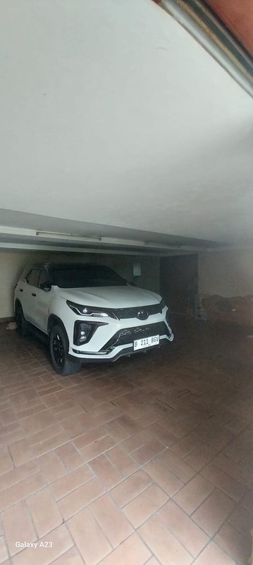 Rumah Mewah Bukit Gading Villa Kelapa Gading