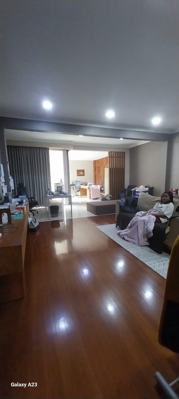 Rumah Mewah Bukit Gading Villa Kelapa Gading