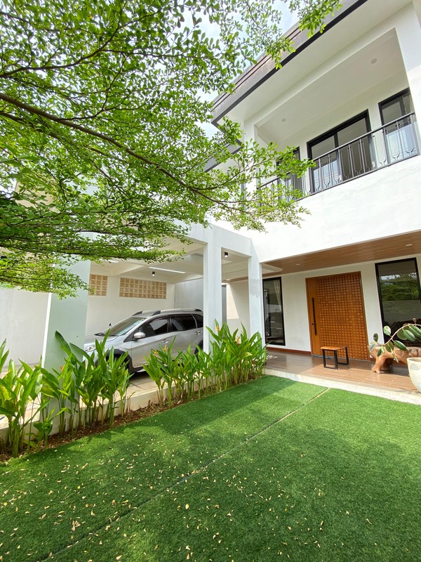 Puri Cinere Carport 4 Mobil Layout Plong Swimming Pool Harga Paling Murah di Levelnya