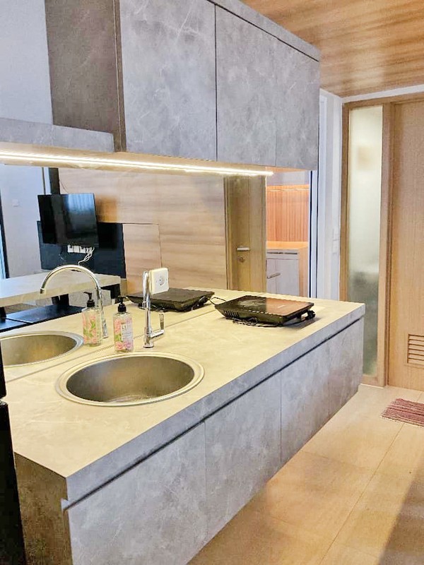 Rumah Modern Full Furnished di Greenwich Park, Cluster Imajihaus BSD City