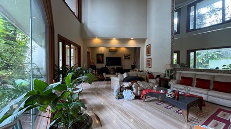 Rumah Bagus Di Jl Metro Alam Pondok Indah Jakarta Selatan