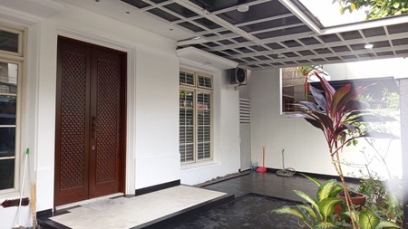Rumah Bagus Di Jl Metro Alam Pondok Indah Jakarta Selatan