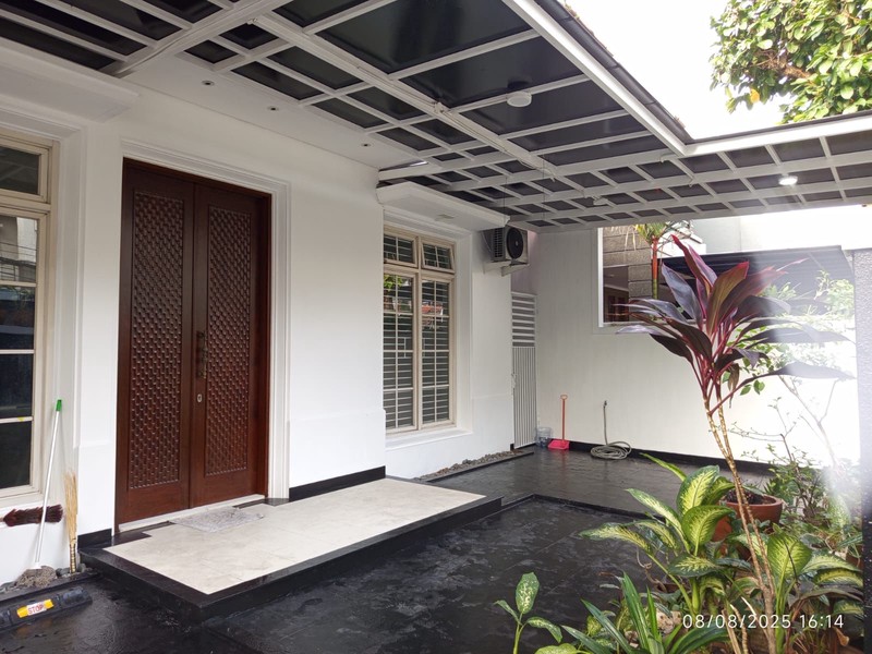 Rumah Bagus Di Jl Metro Alam Pondok Indah Jakarta Selatan