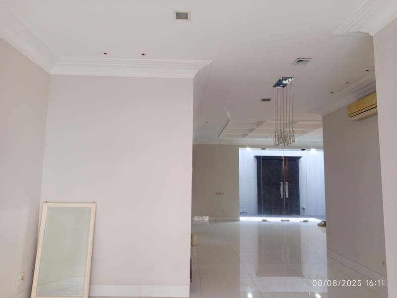 Rumah Bagus Di Jl Metro Alam Pondok Indah Jakarta Selatan