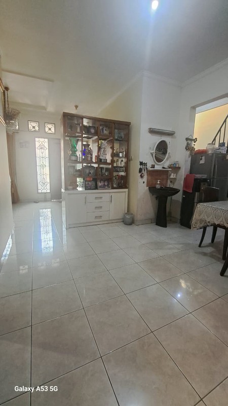 Rumah 2 Lantai Komplek Elit Lebak Bulus Jalanan Lebar Hadap Utara Layout Plong Siap Huni