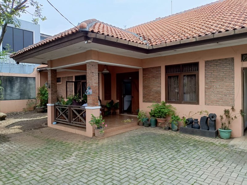 Rumah Bagus Di Jl Satria Pamulang Tangerang Selatan