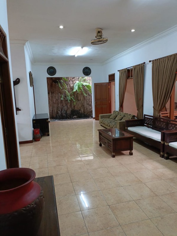 Rumah Bagus Di Jl Satria Pamulang Tangerang Selatan