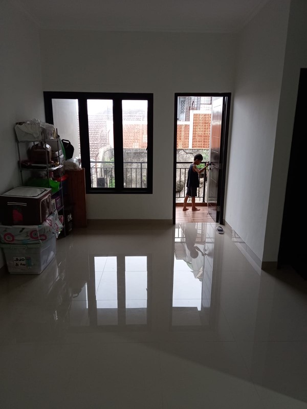 Rumah Siap Huni di Mega Cinere Halaman Luas Dalam Komplek